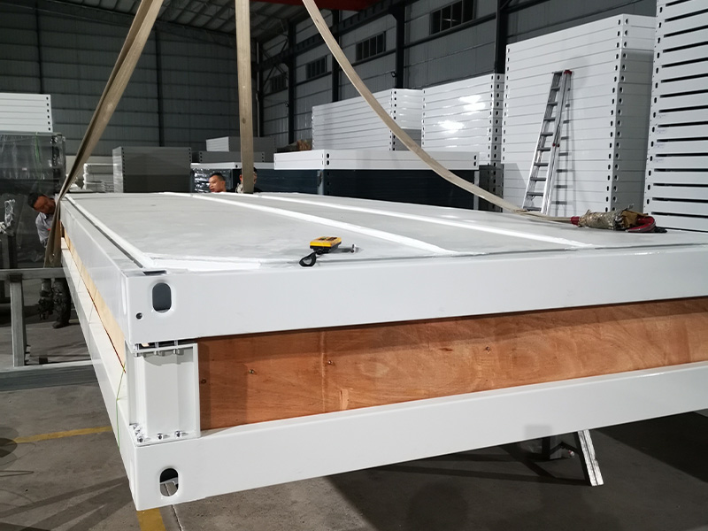 Do you know what a sandwich panel is?